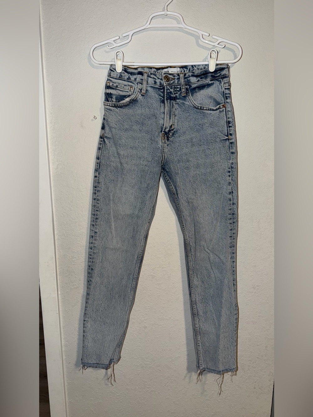 Zara Light Wash Blue High-Rise Straight Jeans